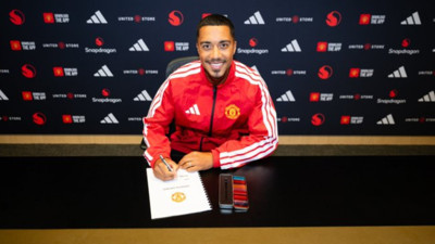 Manchester United, Tielemans'ı kaptı