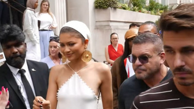 Zendaya'nın kırmızı halıda taktığı küpeler ortalığı karıştırdı