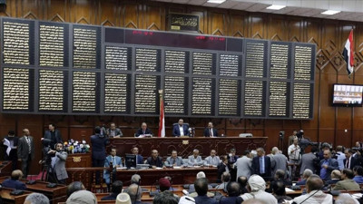 Ülke tarihinde ilk: Dışişleri bakanı bir kadın oldu