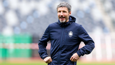 Belçika'nın yeni patronu Mark van Bommel