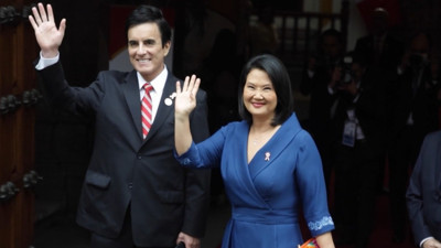 Peru'nun seçilmiş Devlet Başkanı Fujimori, göreve başladı