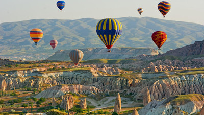 Savaşa rağmen turizm geliri 25 milyar doları aştı