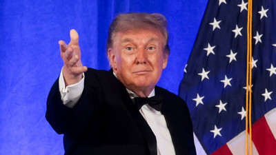 Balo salonundan vazgeçmeyen Trump, Yüksek Mahkeme'ye başvurdu