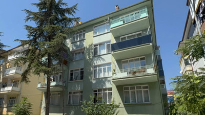 Aidat kavgasında yöneticiyi bıçakladı
