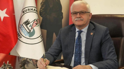 CHP'den istifa eden Burhaniye Belediye Başkanı Ali Kemal Deveciler YENİ Parti'ye geçti