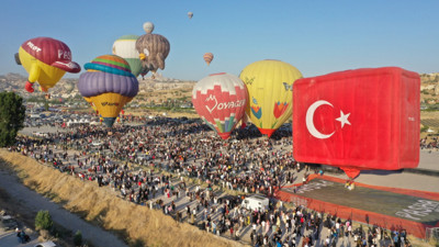 Kapadokya Balon Festivali'ni 100 bin kişi takip etti