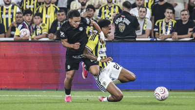 Oosterwolde sedyeyle çıktı: Fenerbahçe'de 29. dakika şoku