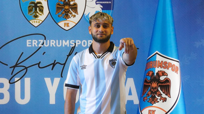 Erzurumspor'dan çifte transfer: Ebosele el sıkıştı, Akhundzada imzaladı