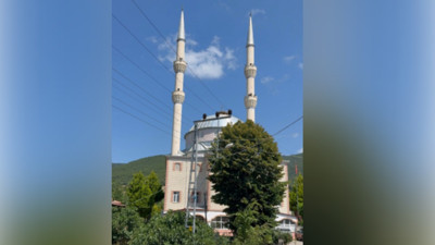 Cami hoparlörlerinden yükselen ses köylüleri şaşırttı