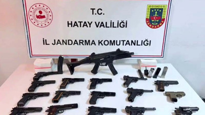 TIR ve dorsesinde 17 tabanca ele geçirildi