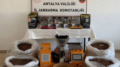 Antalya'da kaçak tütün operasyonu: 280 kilo ele geçirildi