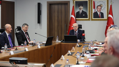 Numan Kurtulmuş, 81 ilin yöneticileriyle bir araya geldi