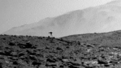 Mars'taki gizemli silüet tartışma yarattı