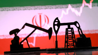 İran Merkez Bankası Başkanı'ndan petrol itirafı: Sıfırlandı