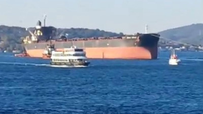 Kerç Boğazı'nda vurulan gemi İstanbul Boğazı'ndan geçti