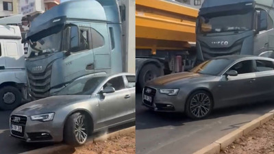 Kaza sonrası korku dolu anlar! TIR aracın üzerine sürdü
