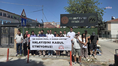 Velilerden kayıt parası isyanı
