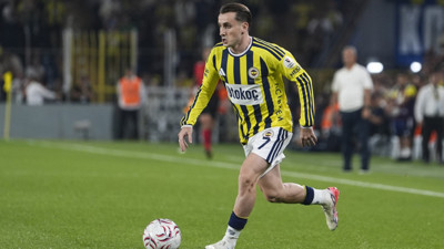 Kerem Aktürkoğlu'dan derbi sonrası hakeme tepki: 'Tüm Türkiye görmüştür'