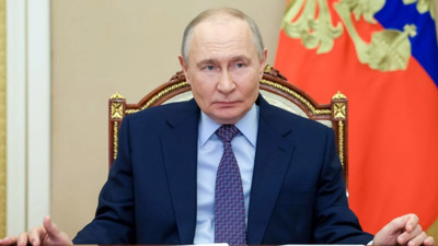 Putin'den orduyu durdurun talimatı