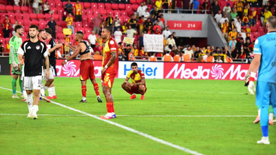Göztepe 4 maçta 11 gol yedi: Dibi gördüler