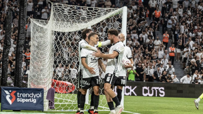 Beşiktaş sahaya çıkıyor. UEFA Avrupa Ligi'nde sezon başlıyor