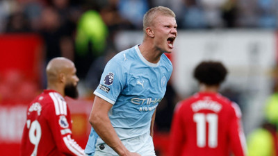 Manchester derbisinin kralı Haaland: 10 kişilik takımına 3 puanı getirdi