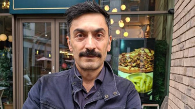 Motosikletin önüne atlayıp küçük kızı kurtarmıştı. Kahraman Türk’e ödül
