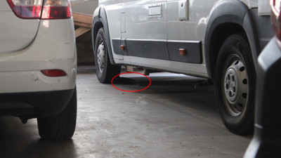 Okul önünde pompalı tüfekle gezen 2 kişi yakalandı