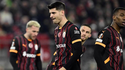 Galatasaray'ın eski yıldızını kendi taraftarı yuhaladı