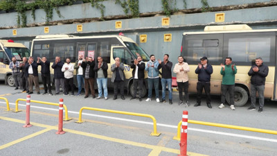 Minibüsçülerden kontak kapatma eylemi