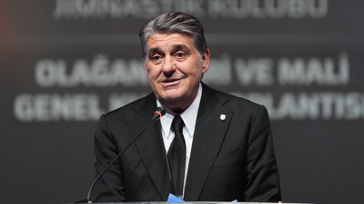 Beşiktaş genel kurulunda duygusal anlar: Daltaban kürsüden veda etti