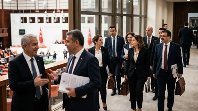 Memurları ilgilendiren teklif Meclis'te! Yılda iki kez ikramiye gündemde