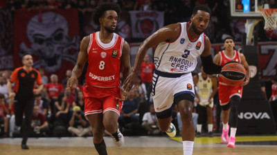 Efes deplasmanda farklı mağlup