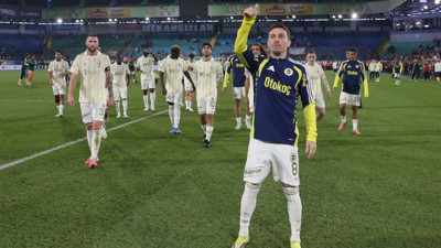 313 gün sonra Fenerbahçe'ye dönen Mert Hakan'dan duygusal paylaşım