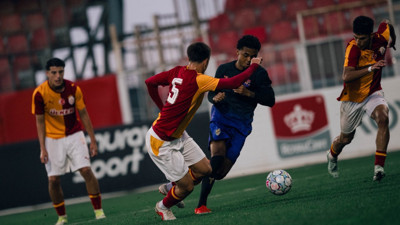 Galatasaray-Barcelona U19 maçında tek gol atıldı. İşte kazanan takım