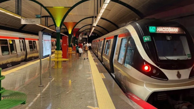 İBB metro seferlerini uzattı