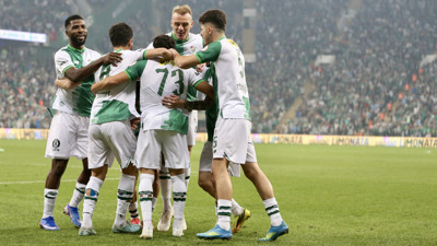 Bursaspor kazandı. Iheanacho rekorunu 11 maça çıkardı