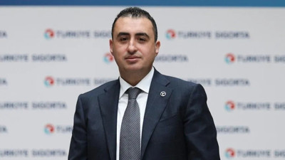 Fon skandalında sürpriz isim. Taha Çakmak iade hesabına para yatırdı
