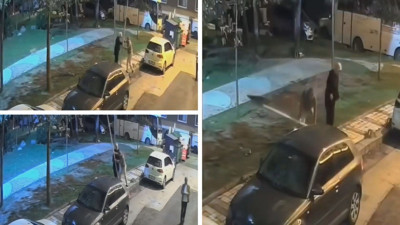 İstanbul'da pes dedirten görüntü! Park ettikleri yerde levha bırakmadılar