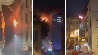 Taksim'de otelde yangın