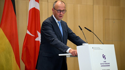 Merz’den Türk göçmenlere övgü dolu sözler