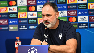 Slavia Prag'ın hocasından Fenerbahçe taraftarına övgü: Birbirimizi duyamadık