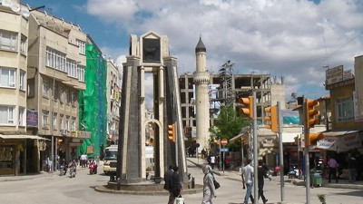 Dünyanın en lezzetli çamuru! Yemek için akın akın Kilis'e gidiyorlar