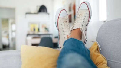 Avrupalılar neden evde ayakkabı çıkarmaz? İnanılmaz sebep belli oldu