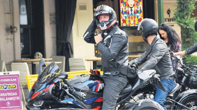 Kıvanç Tatlıtuğ’un yeni motosikleti 4 milyon değerinde! Şampiyonun referansı devreye girdi