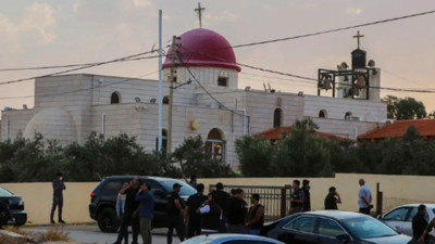 Ürdün savaş uçakları Suriye'yi vurdu. Ürdün'den kilise saldırısında 9 kişi ölmüştü