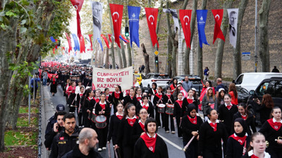 Beşiktaş Kulübü Cumhuriyet için yürüdü: Cumhuriyet forması yok satıyor