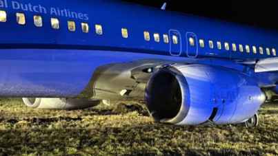 Acil iniş yapan yolcu uçağı pistten çıktı