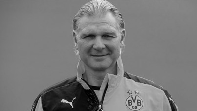 Borussia Dortmund'un efsane kalecisi Wolfgang 'Teddy' de Beer hayatını kaybetti