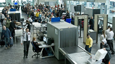 Havalimanında üstünü aratmayana 26 bin lira ceza